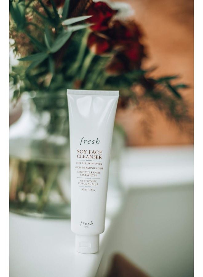 Fresh Soy Face Cleanser 150ml  - Image 3