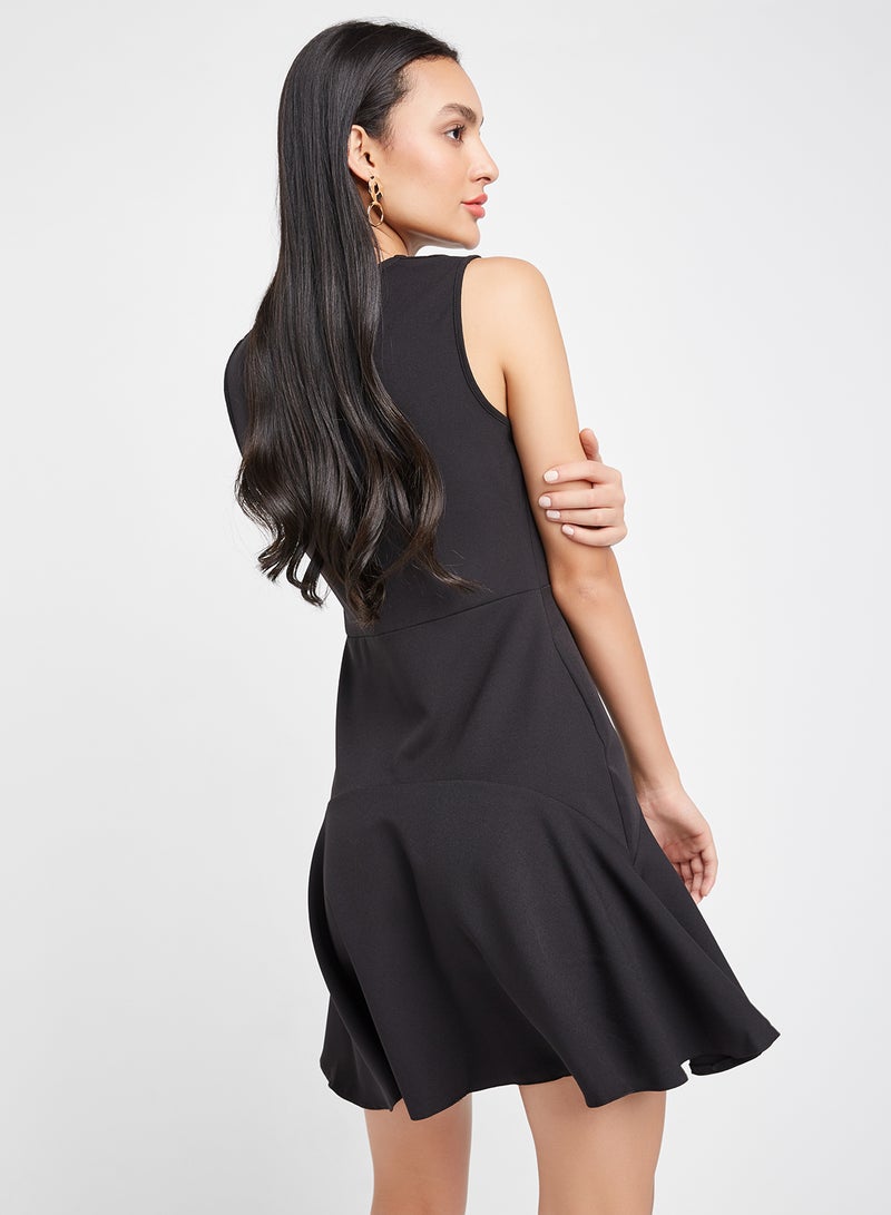 trendyol - Front Zipper Solid Dress Black - Image 1