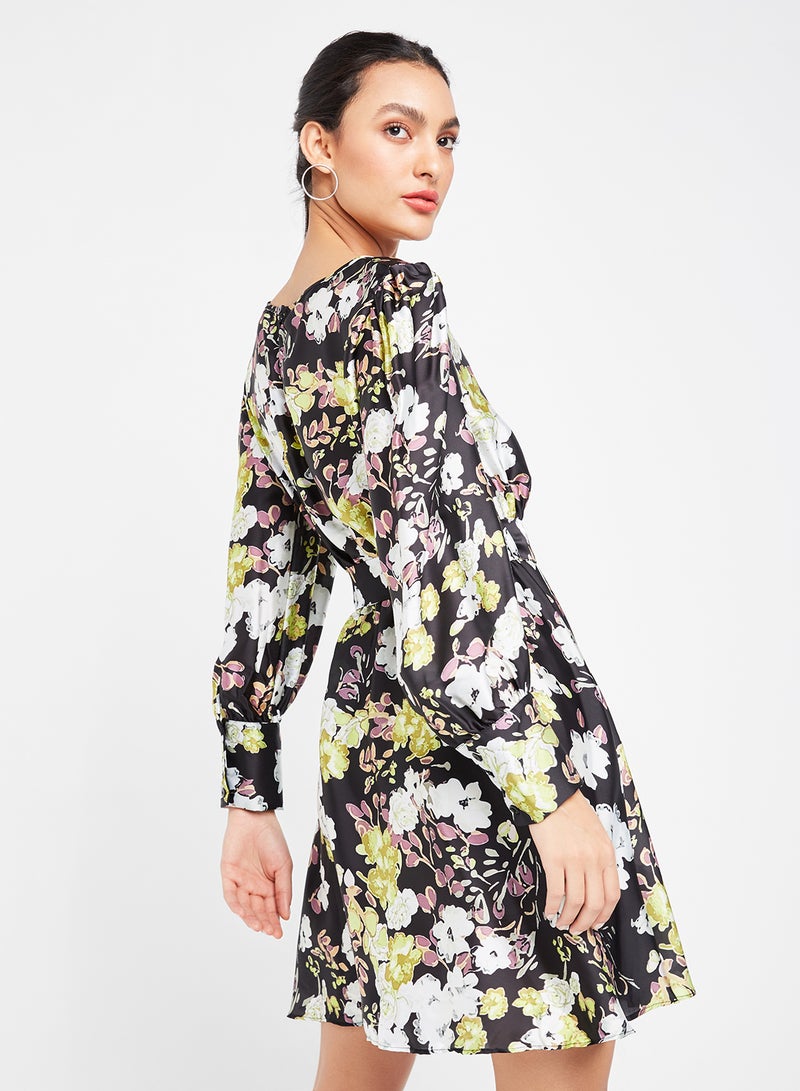 trendyol Floral Belted Dress Black/White/Pink  - Image 2