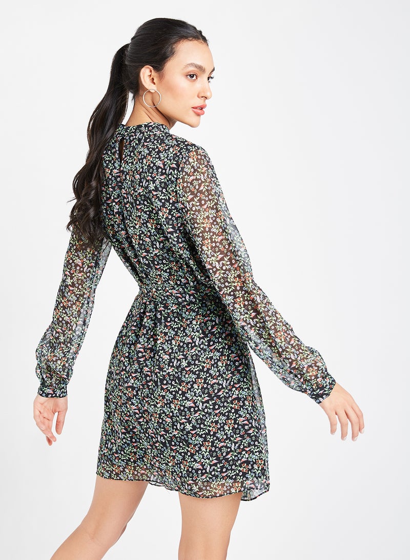 trendyol Ditsy Print Tie Waist Dress Black  - Image 2