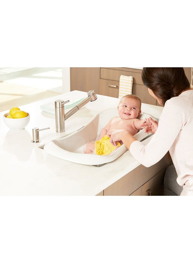the FIRST years - 2-Piece, 4 In 1 Warming Comfort Infant To Toddler Bathtub Set - Image 1