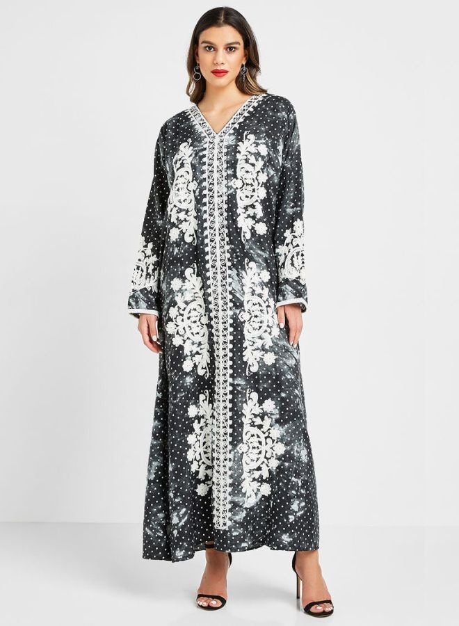Bousni Embroidered Detail V-Neck Jalabiya Black/White - Image 1