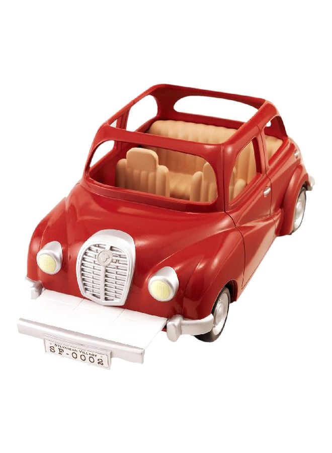 Sylvanian Families Family Saloon Car Multicolour  - Image 2