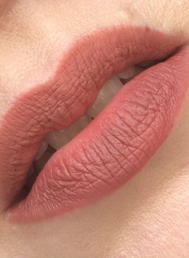 HUDA BEAUTY Lip Contour Wifey - Image 4