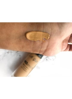 LA Girl Longwear Pro Matte Foundation GLM718 Sandy Beige  - Image 3