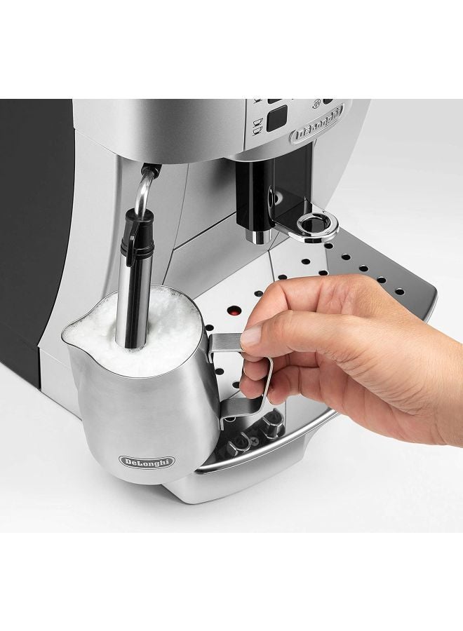 De'Longhi - Magnifica Automatic Coffee Machine 1 L 1450 W ECAM22.110 Silver/Black - Image 1
