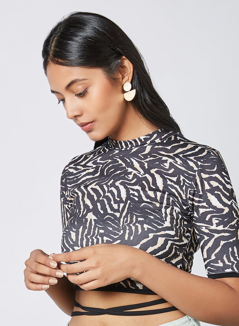 trendyol Tie-Up Detailed Pattern Top Multi Color  - Image 4
