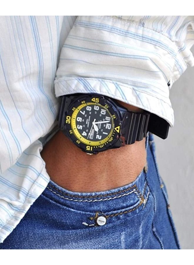 كاسيو ساعة يد بعقارب مقاومة للماء طراز MRW-200HC-2BVEF للرجال - Image 4