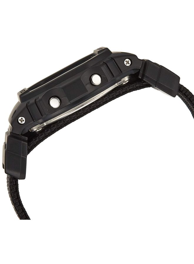 كاسيو ساعة يد جي-شوك رقمية طراز DW-5600BBN-1 للرجال - Image 3