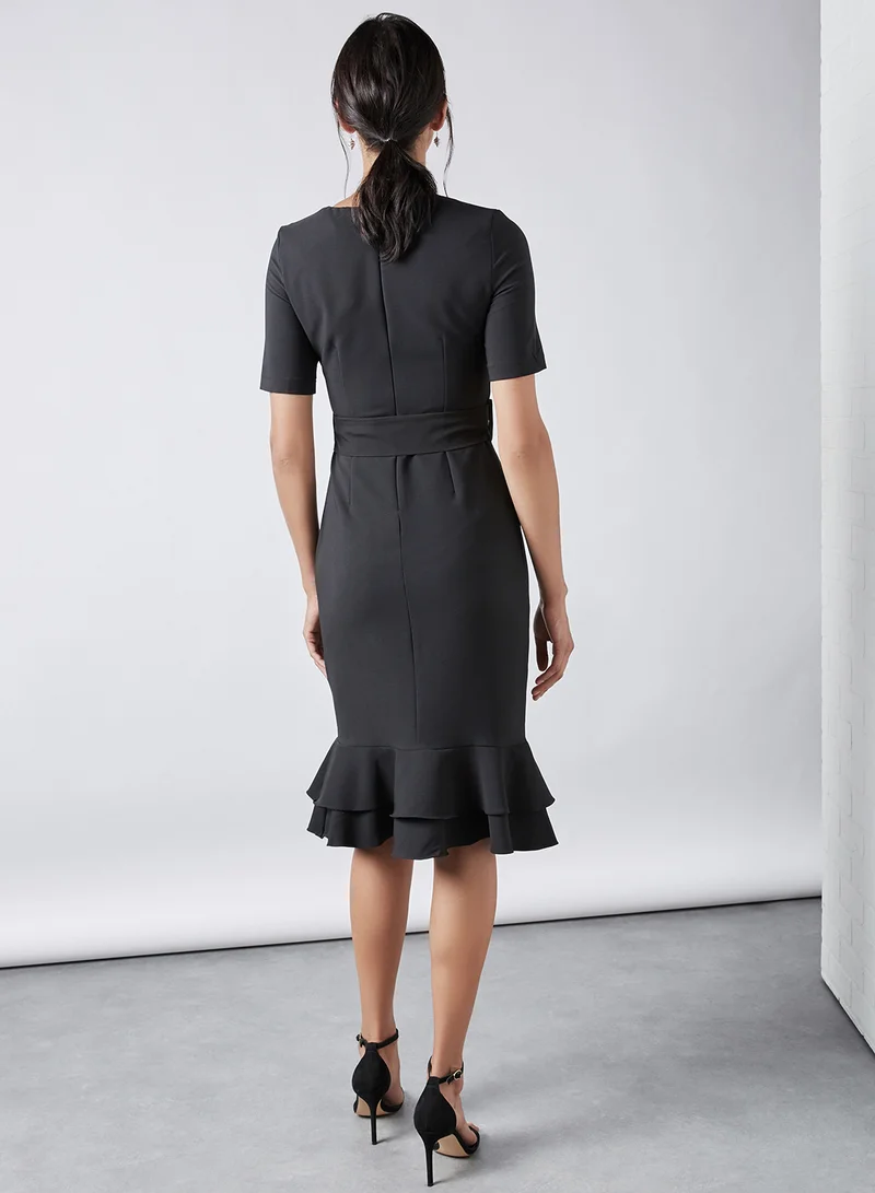 trendyol Solid Pattern Ruffled Hem Midi Dress Black