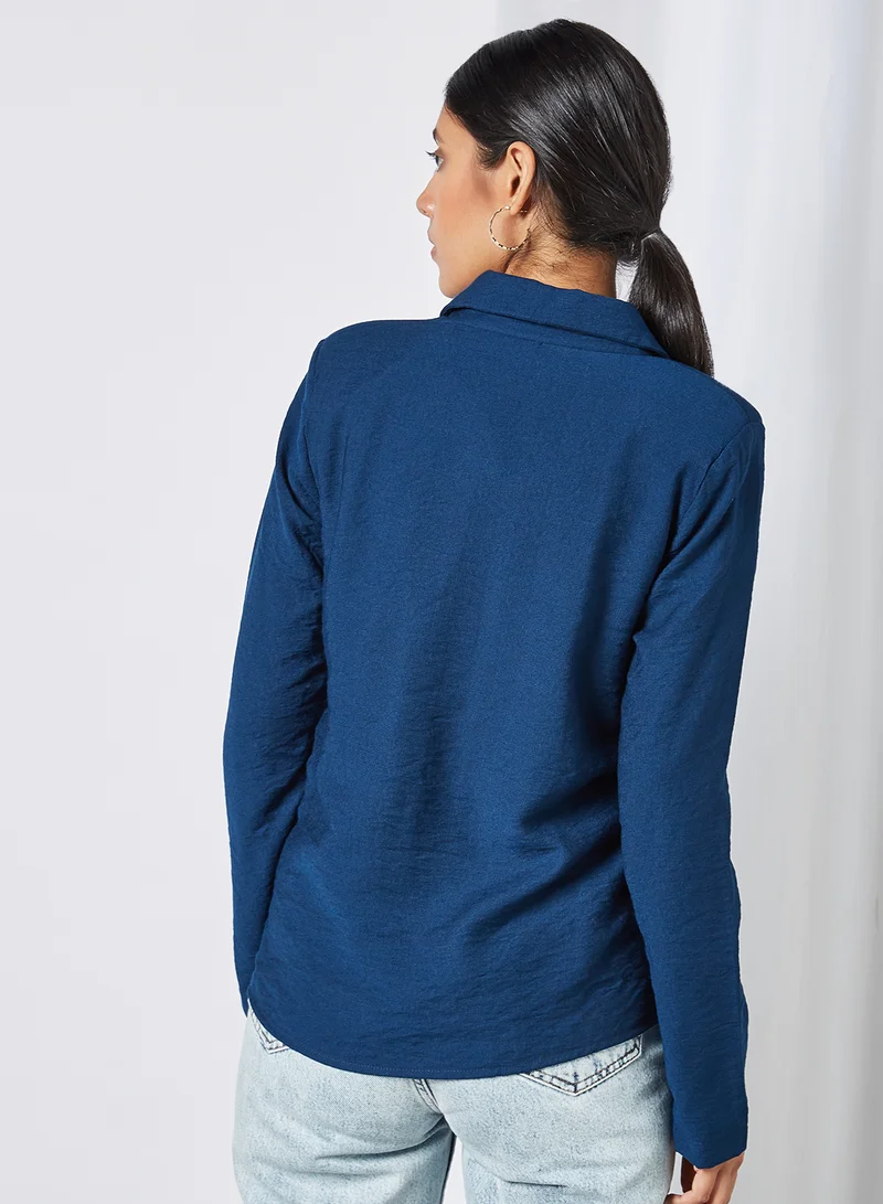 ترينديول قميص سادة بياقة كحلي