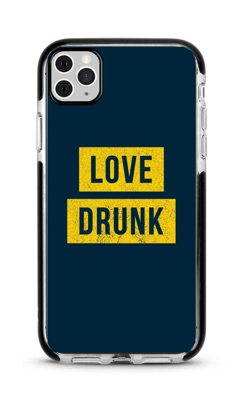ستايلايزد غطاء حماية مزين بطبعة "Love drunk" لهاتف أبل آيفون 11 برو أزرق/أصفر - Image 1