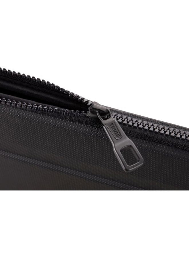 THULE Carrying Sleeves Fits Apple MacBook Pro 16-inch Black - Image 3