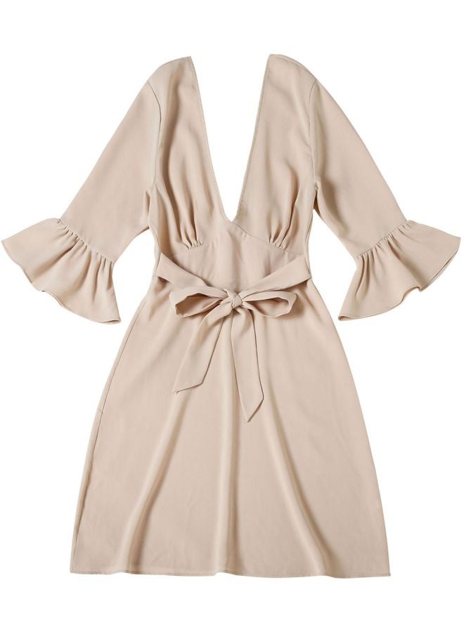 هانيميدو فستان بفتحة رقبة بتصميم على شكل حرف V أبيض فاتح - Image 5