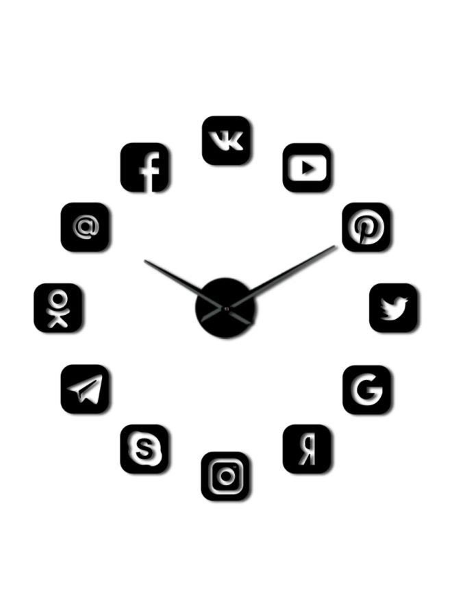 بيوينتي ساعة حائط بطابع أيقونات وسائل التواصل الاجتماعي يمكنك لصقها بنفسك أسود 15x10x4.5سم - Image 1