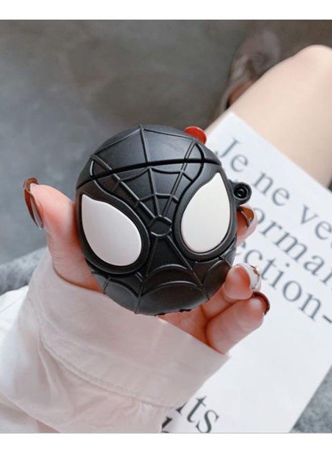 بيوينتي غطاء حماية واقٍ بتصميم رأس سبايدرمان لسماعة أبل آيربودز 1/2 أسود/ أبيض - Image 3