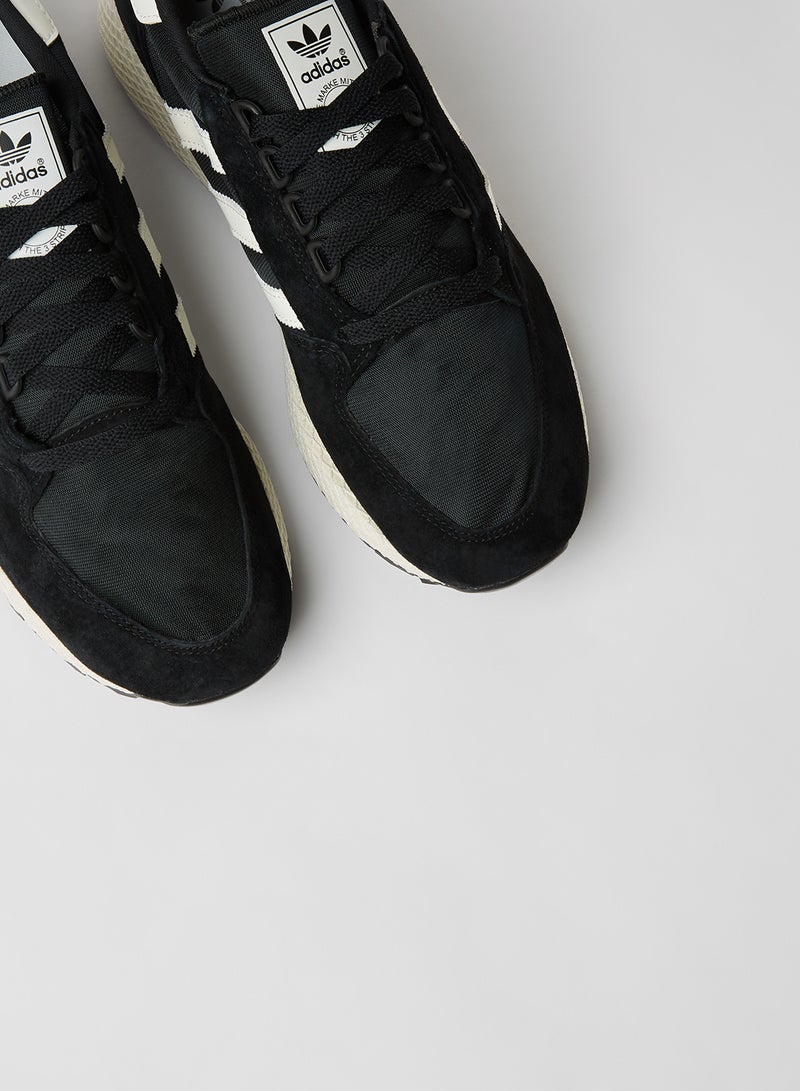 adidas Originals - Forest Grove Sneakers in Black Core Black/Cloud White - Image 1