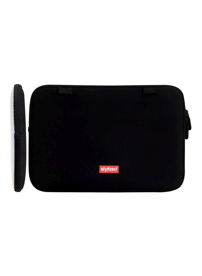 Stylizedd Travel Addict Printed Laptop Sleeve With Strap For Apple MacBook 15-Inch Blue/White - Image 2