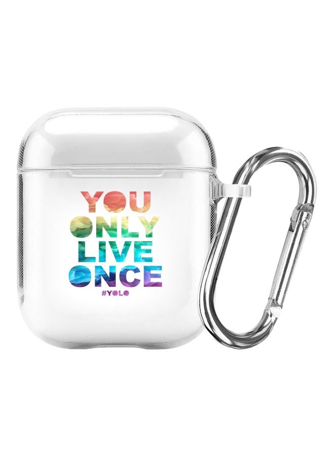 ستايلايزد علبة حماية من سلسلة كلاسيك ومطبوع عليها كلمة "Yolo" ومزودة بحلقة بقفل زنبركي لسماعات أبل آيربودز 2/ 1 شفاف/أخضر/أزرق - Image 1