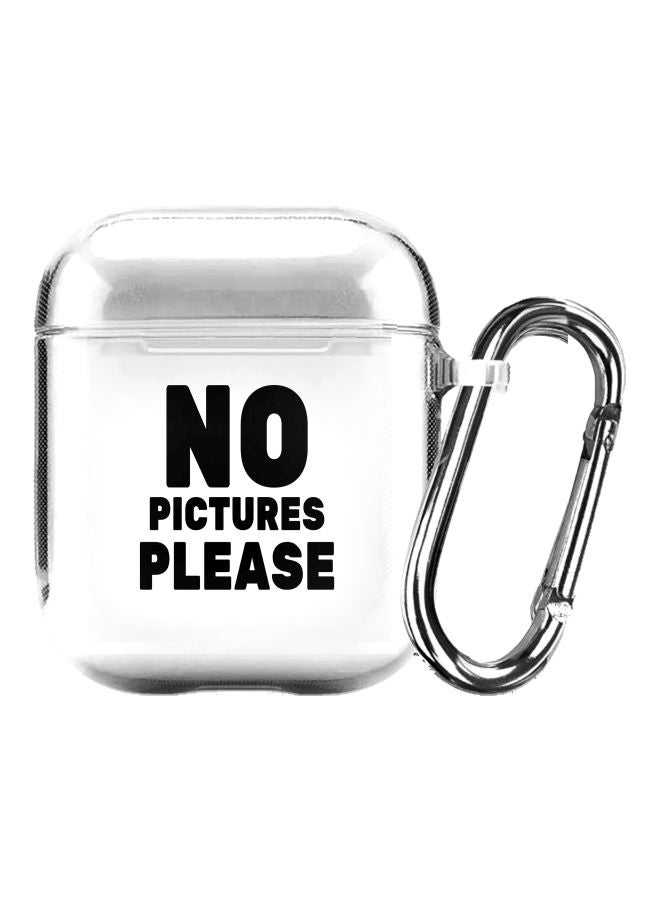 ستايلايزد غطاء حماية من سلسلة كلاسيك بطبعة عبارة "No Pictures Please" بحلقة للتعليق لسماعة أبل آيربودز 1/2 شفاف/ أسود - Image 1