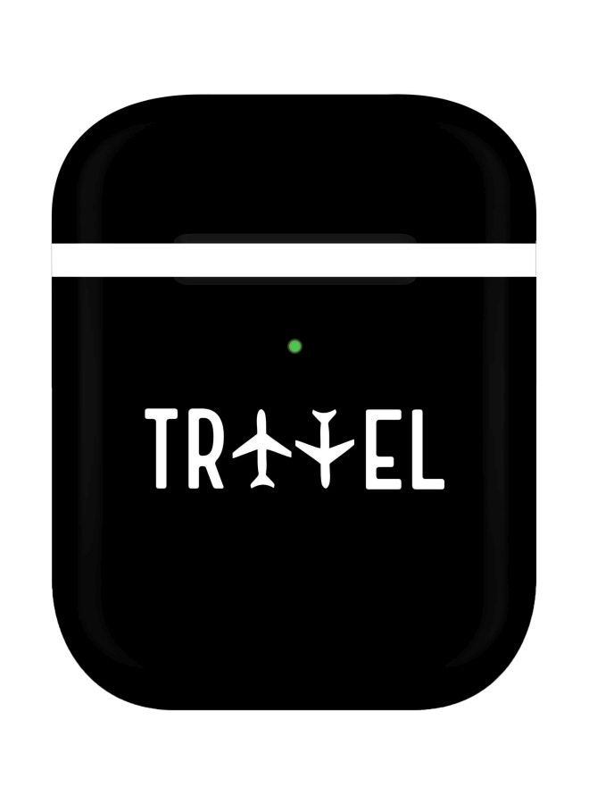 ستايلايزد غطاء حماية مطبوع عليه كلمة "Travel" لسماعات أبل آيربودز 2/1 أسود/ أبيض - Image 1
