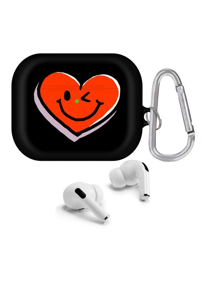 ستايلايزد حافظة حماية مزينة بطبعة قلب يغمز ومزودة بحلقة بقفل زنبركي لسماعات أبل آيربودز برو أسود/أحمر - Image 2