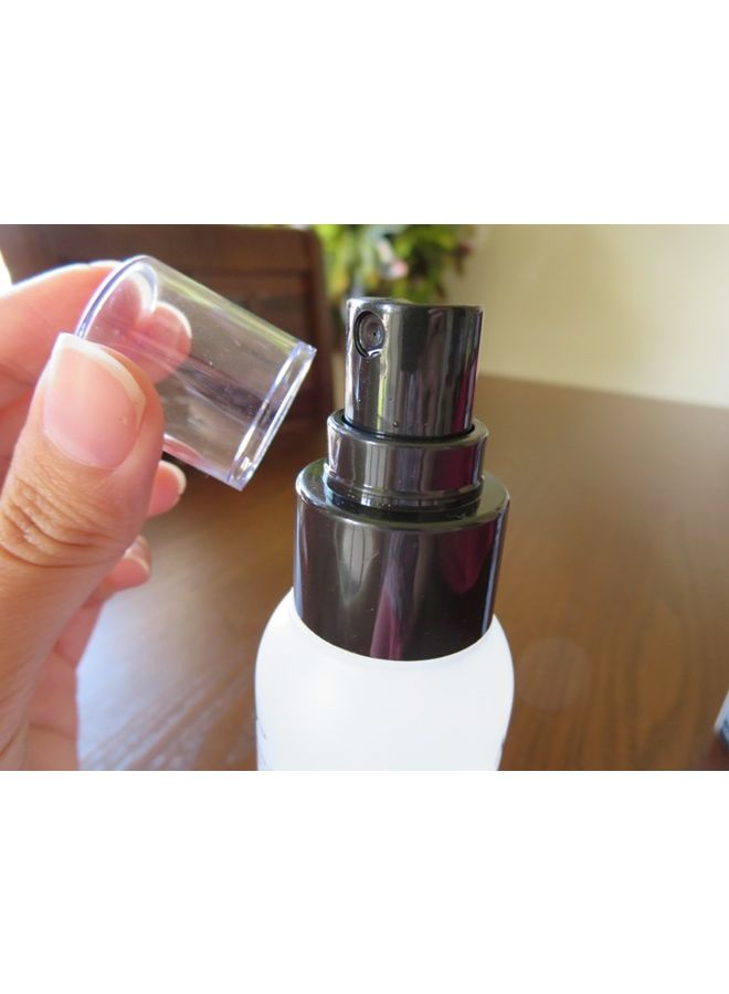 MAKE UP FOR EVER - Mist And Fix Makeup Setting Spray Clear - Image 1