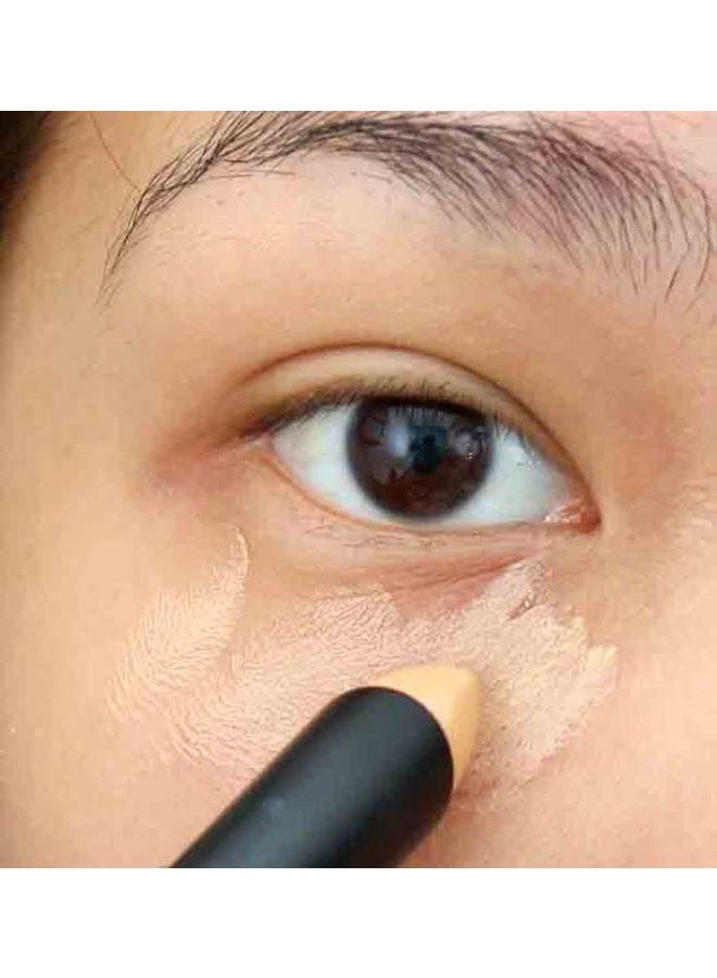 Revlon PhotoReady Face Concealer Stick 002 Light Pale - Image 5