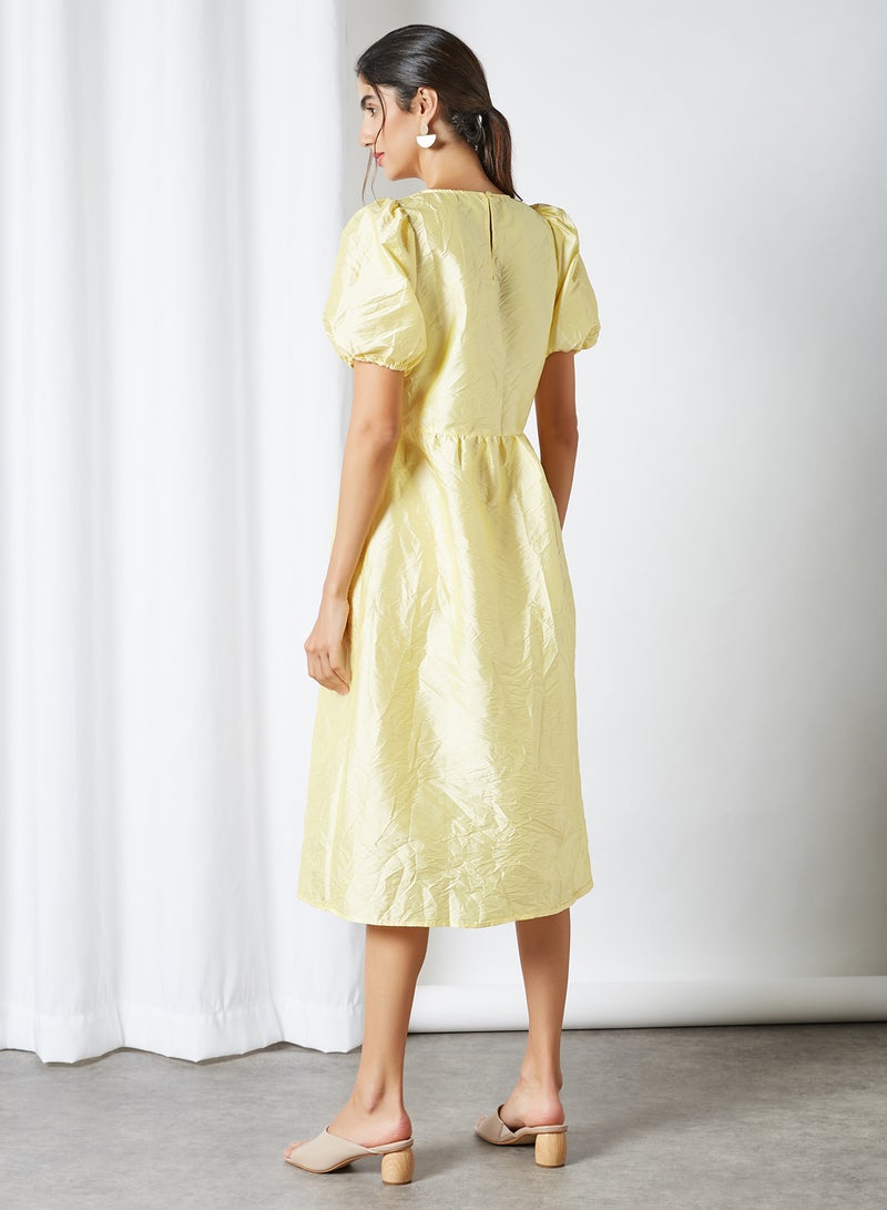 PIECES - Wrinkled Fabric Detailed Midi Dress Buttercup - Image 1