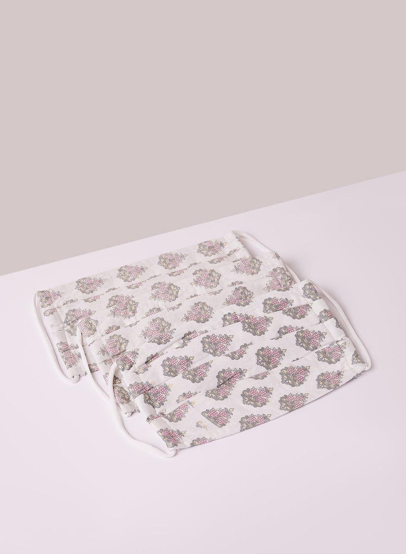 Niya - Pack Of 3 Triple Pleated 3 Layer Fabric Mask Set - Image 1