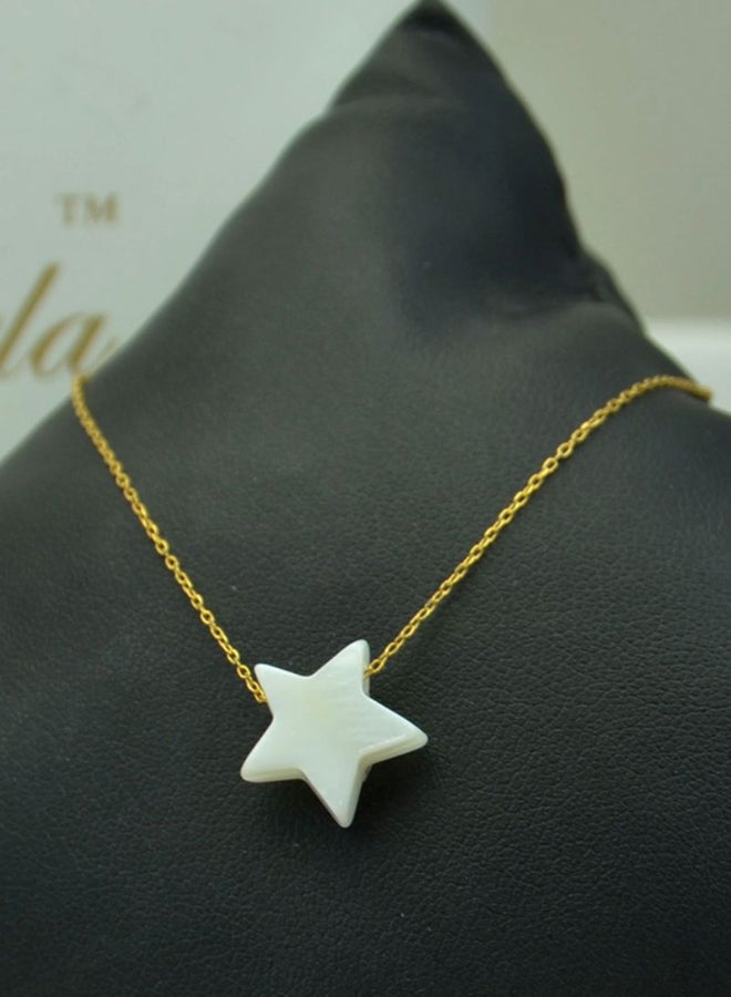 Vera Perla 18 Karat Gold Star Shape Mother Of Pearl Bracelet  - Image 4