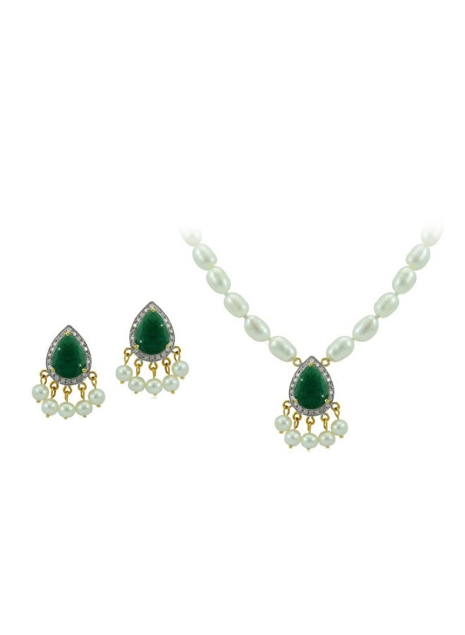 Vera Perla - 18 Karat Gold Royal Indian Emerald Jewellery Set - Image 1
