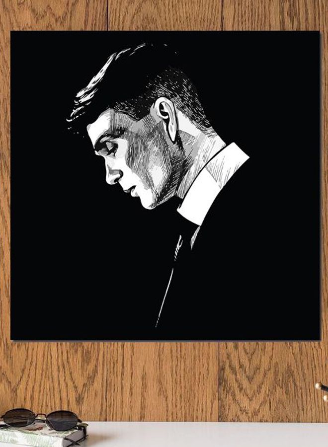 أتيك ديكور حائط بتصميم شخصية توماس شيلبي أسود/ أبيض 30x30سم  - Image 2