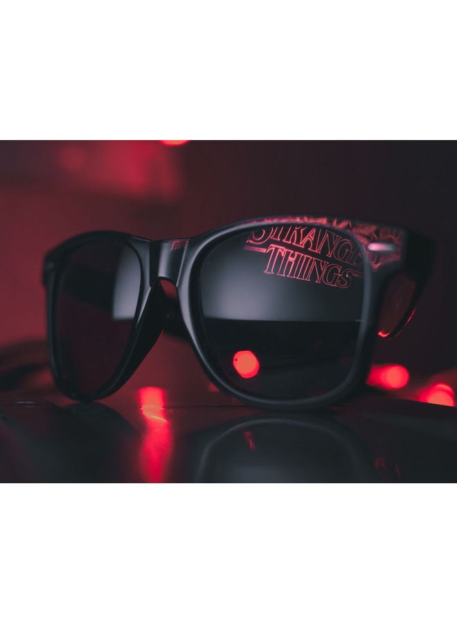 Sunglasses Themed Self Adhesive Wall Sticker Black/Red 140x105cm