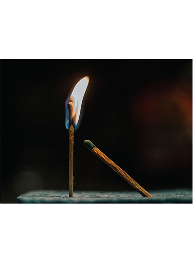 فاست برينت ملصق جداري مزين بطبعة أعواد كبريت ذهبي/اسود/بيج 140x105سم