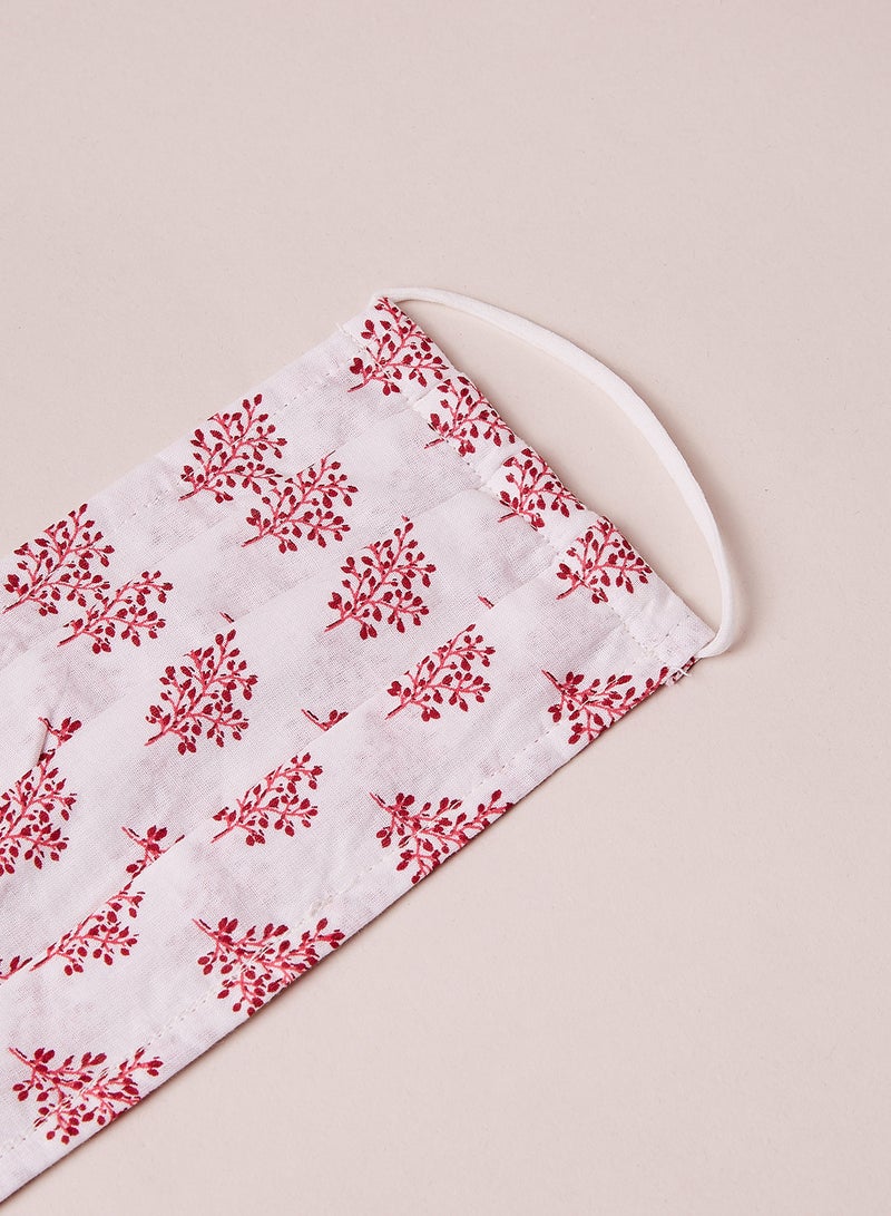 Niya - Pack Of 3 Triple Pleated 3 Layer Viscose Fabric Mask Set - Image 1