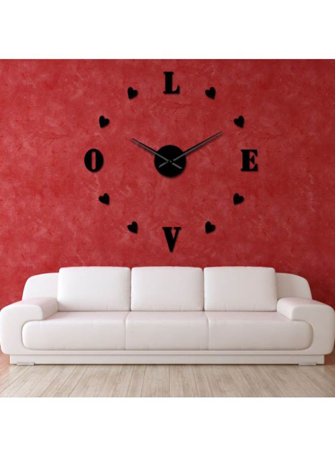 بيوينتي ساعة حائط بتصميم يعبر عن الحب وطبعة كلمة "Love" أسود 15x10x4.5سم - Image 2