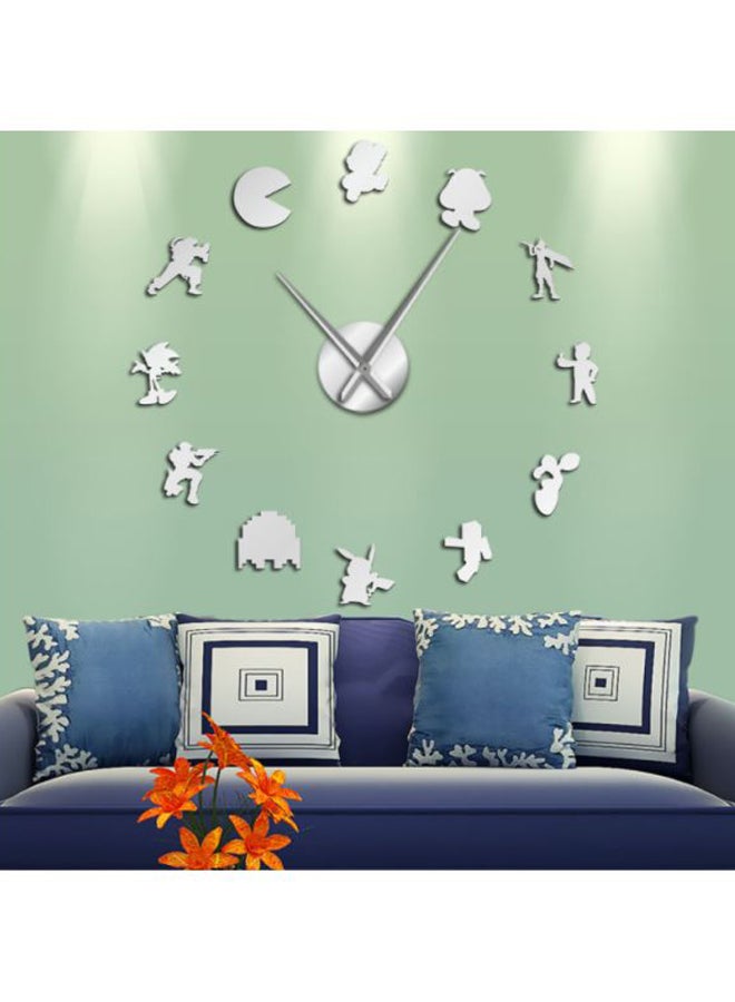 بيوينتي ساعة حائط بتصميم أشكال تعبر عن ألعاب الفيديو فضي 15x10x4.5سم - Image 2