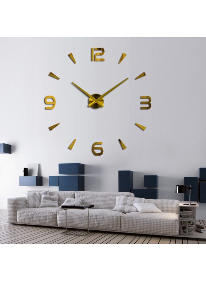 بيوينتي ساعة حائط رقمية بنمط فني مثلث ذهبي 15x10x4.5سم - Image 2