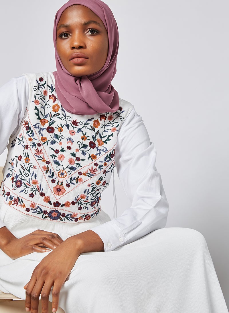 Y.A.S Yaschella Embroidered Maxi Dress Star White  - Image 4