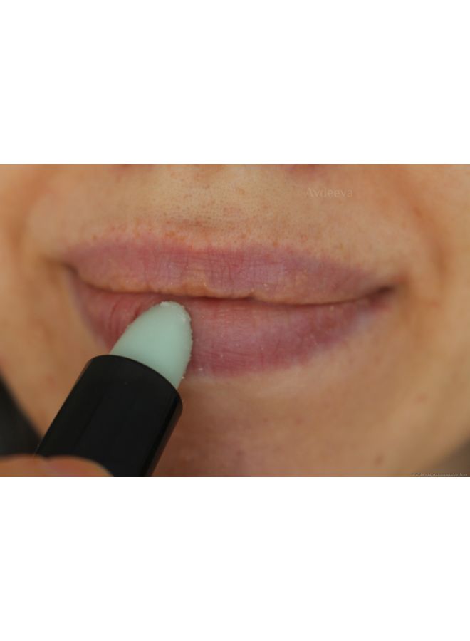 إلف مقشر للشفاه بنكهة النعناع شفاف 3.2جرام - Image 5