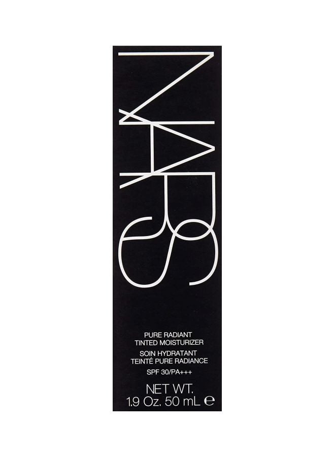 نارس مرطب ملون للمعان النقي بعامل الحماية من الشمس 30 بلون سانت مرويتز/ متوسط رقم 1 وبحجم 1.9 أوقية - Image 3