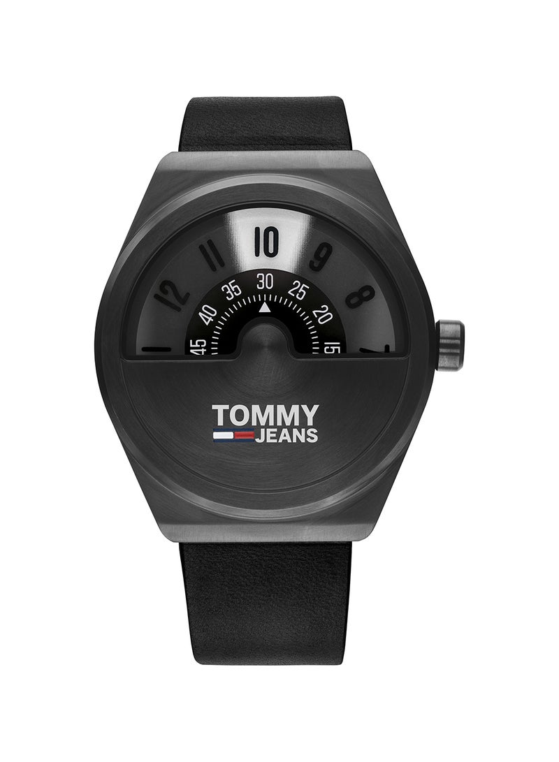 TOMMY HILFIGER Men's Leather Analog Wrist Watch 1791773  - Image 1