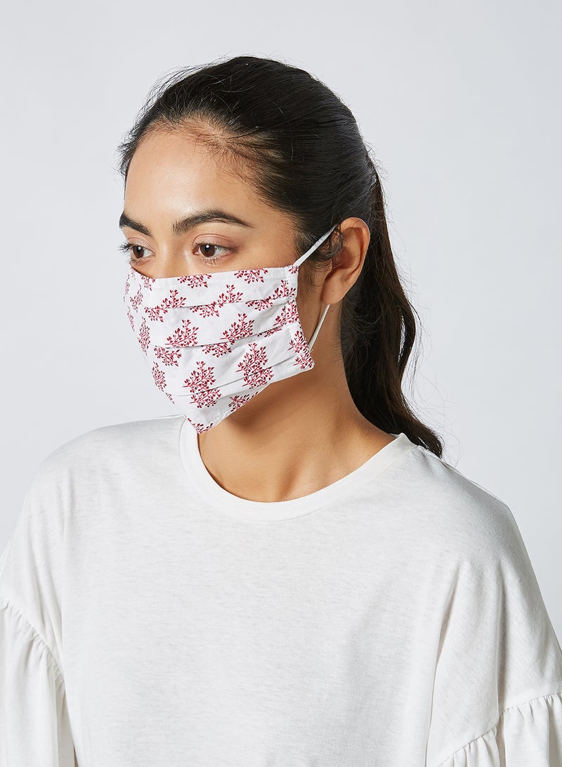 Niya - Pack Of 3 Triple Pleated 3 Layer Viscose Fabric Mask Set - Image 1