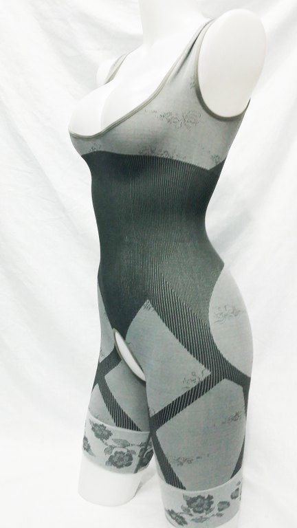Sleeveless Scoop Neck Shapewear Grey - Image 3
