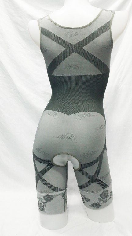 Sleeveless Scoop Neck Shapewear Grey - Image 4