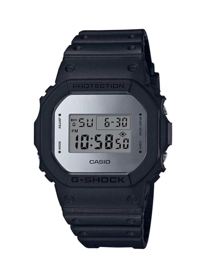 كاسيو ساعة رقمية G شوك مقاومة للماء طراز DW-5600BBMA-1DR للرجال - Image 1