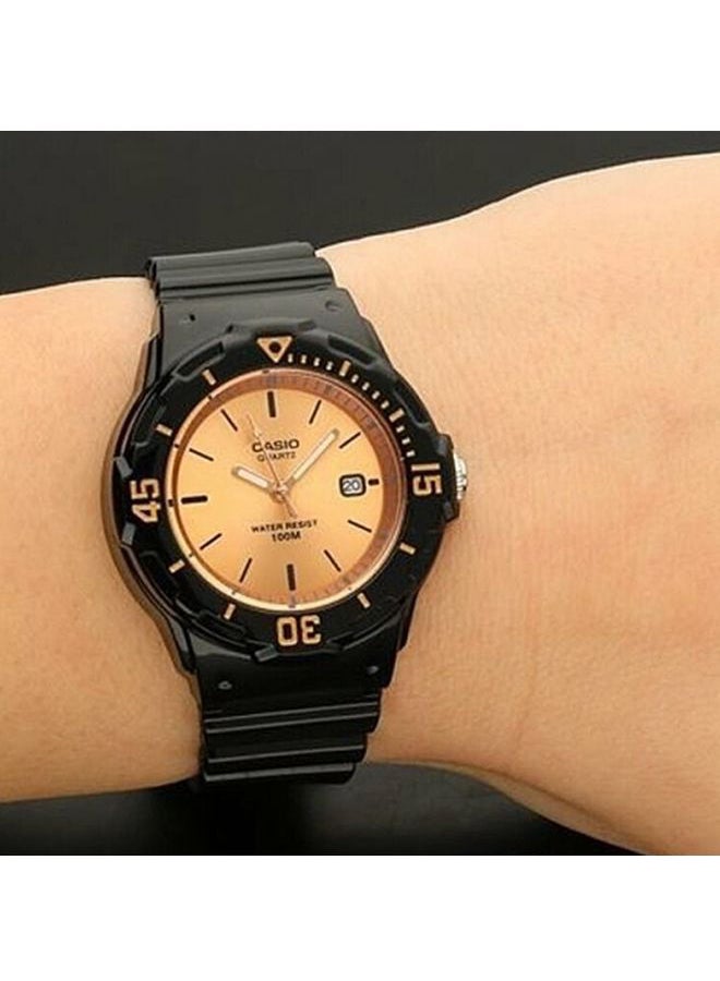 CASIO Women's Water Resistant Analog Watch LRW-200H-9E2VEF - Image 4