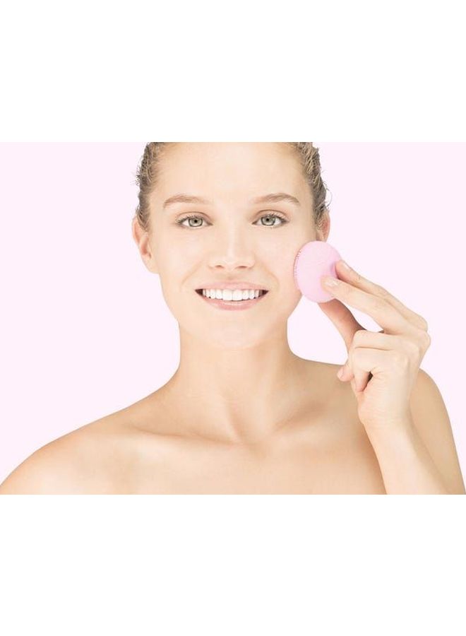 FOREO - Luna Go Face Brush Pink One Size - Image 1
