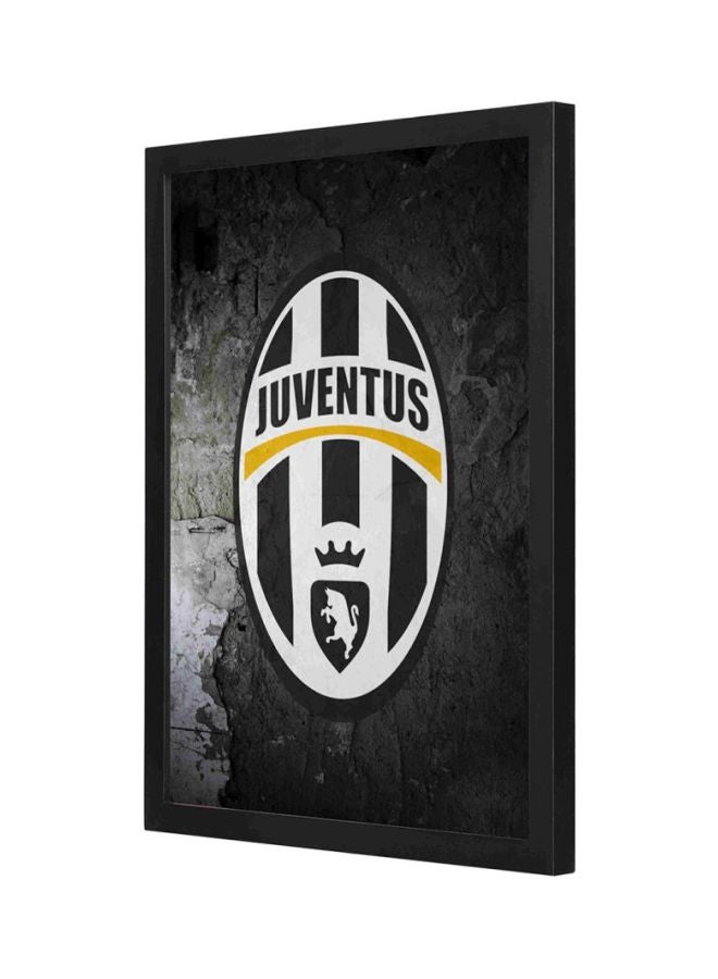 لوحة فنية بإطار خشبي مطبوع عليها شعار نادي اليوفنتوس أسود/ أبيض 33x43سم - Image 1
